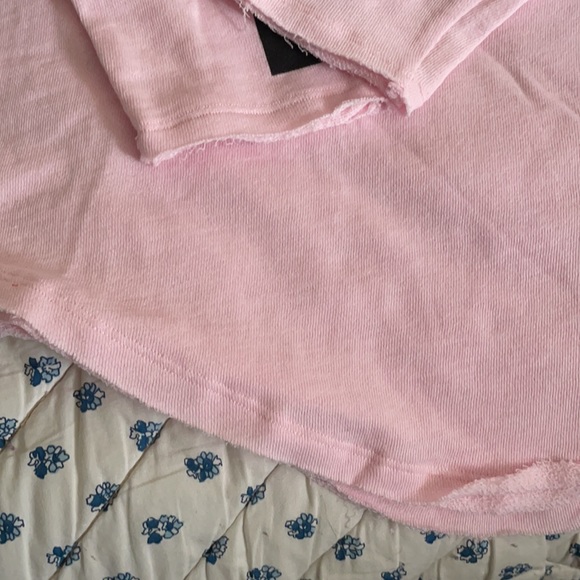 Pink Victoria’s Secret Top - Picture 5 of 7